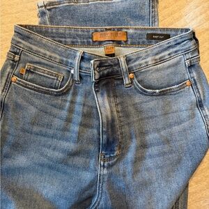 Judy Blue Wendy Tummy control Bootcut Jeans